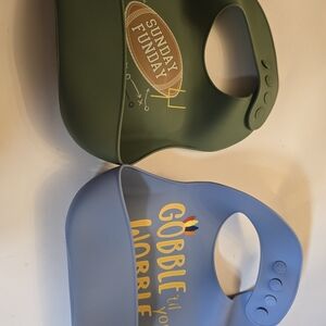 Unk Kids Silicone Bibs in Green and Blue